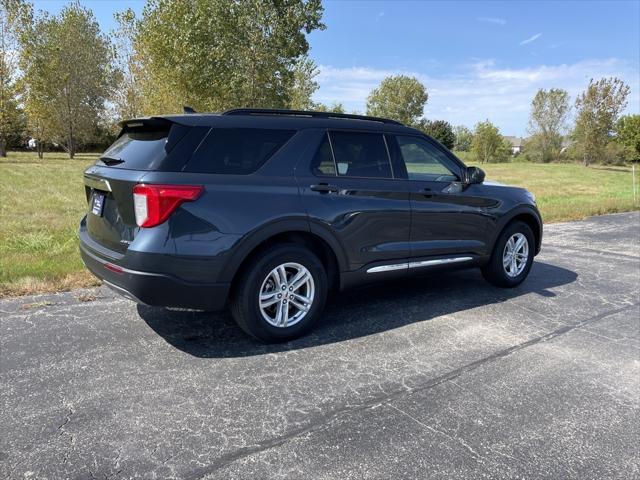 2022 ford explorer xlt