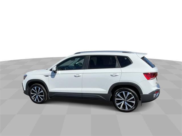 2023 volkswagen taos 1.5t se