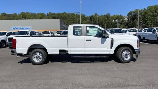 new 2024 ford super duty f-250 xl supercab 8' box 2wd