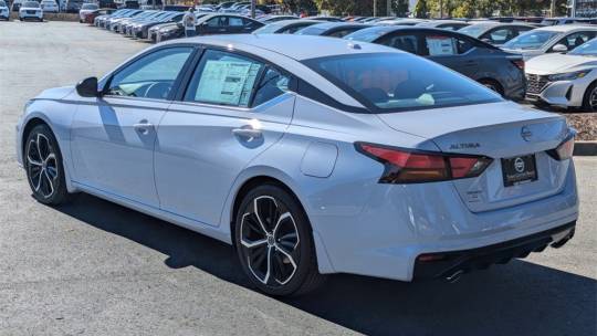 2025 Nissan Altima 4d sedan