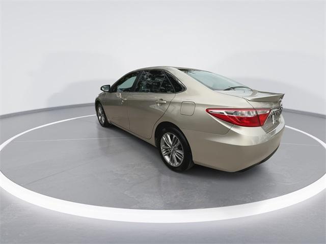 2015 toyota camry se