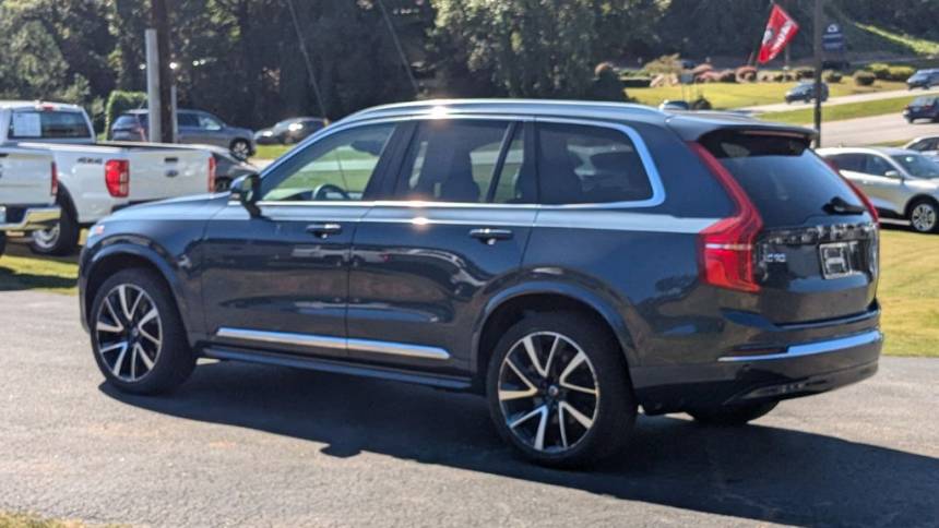2023 volvo xc90 b5 plus bright theme