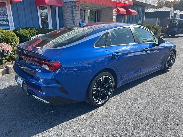 2022 kia k5 gt-line