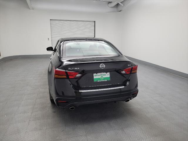 2022 nissan altima 2.5 sv