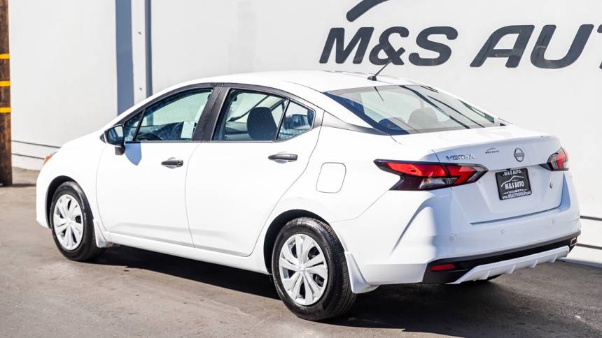 2023 nissan versa s
