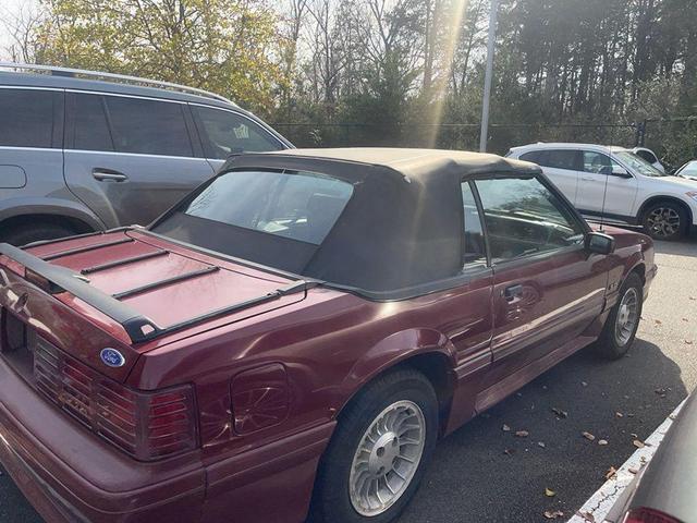 1990 ford mustang gt