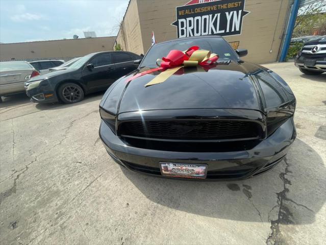 2013 ford mustang v6 premium