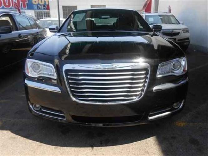 2012 chrysler 300 limited in astoria, ny