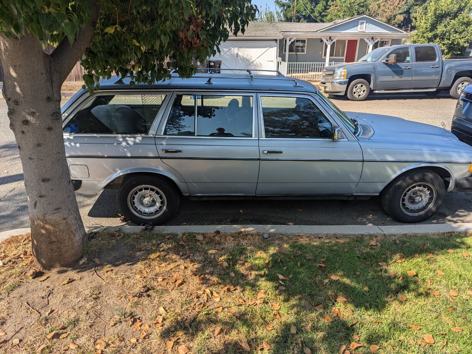 1982 mercedes-benz 300-series