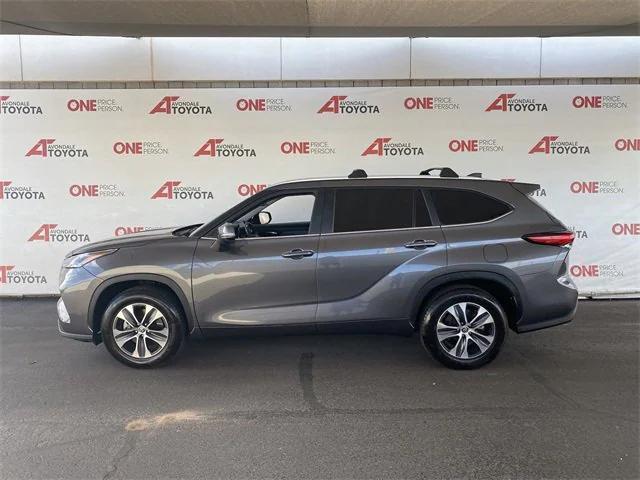 2023 toyota highlander xle