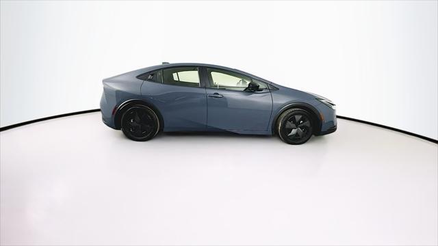 2024 toyota prius le