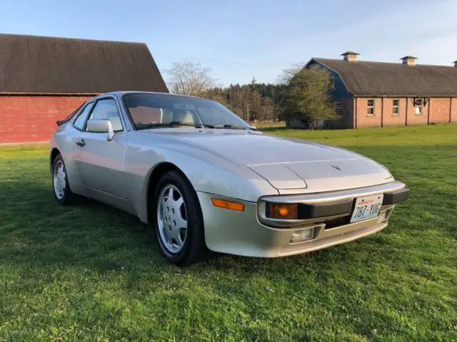 1987 porsche 944 2.5l na excellent service history