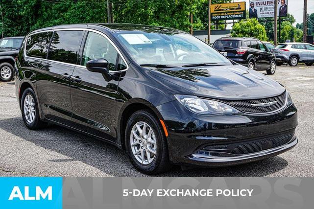 2022 chrysler voyager lx