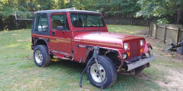 1992 jeep wrangler renegade-auto,ac,hardtop,runs/drives,restore/part out,124k mi