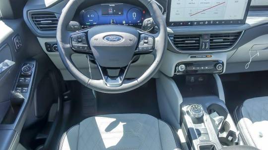 2024 Ford Escape