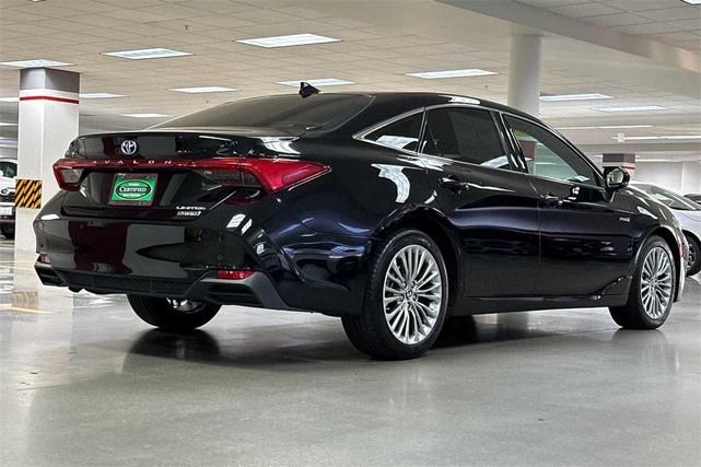 2019 toyota avalon hybrid limited