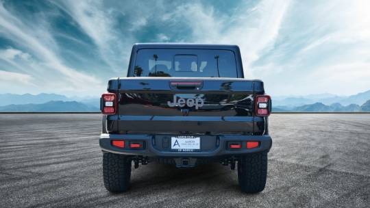 2024 Jeep Gladiator