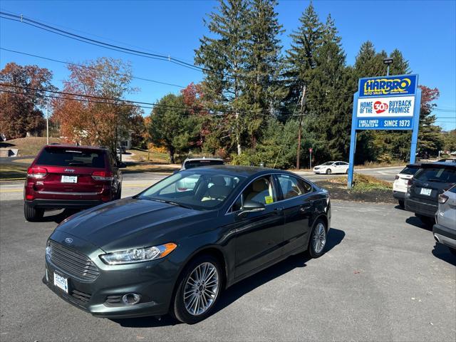 2016 ford fusion se