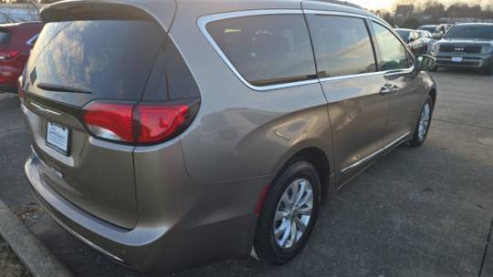2017 chrysler pacifica