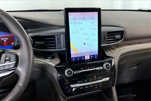 2022 ford explorer platinum