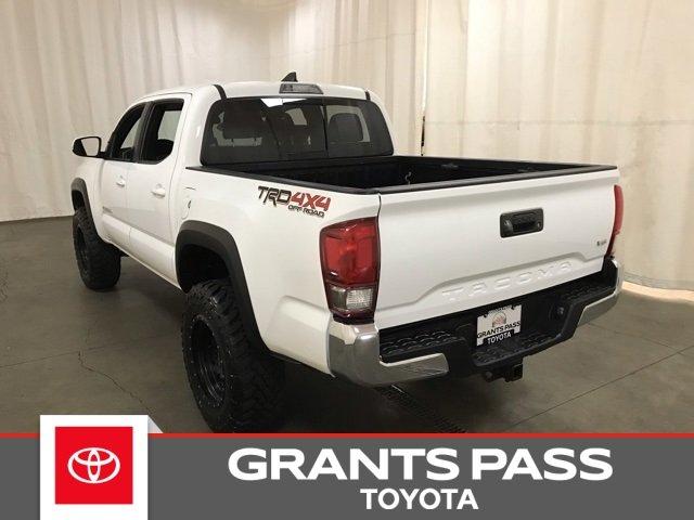 used 2017 toyota tacoma trd off-road grants pass, or 97527 for sale in grants pass, oregon