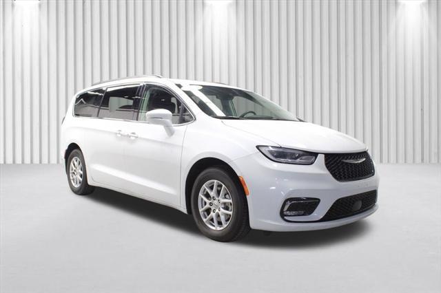 2022 chrysler pacifica touring l