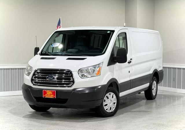 2015 ford transit-150 base