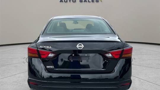 2022 Nissan Altima