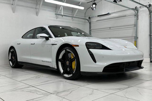 2022 porsche taycan turbo s