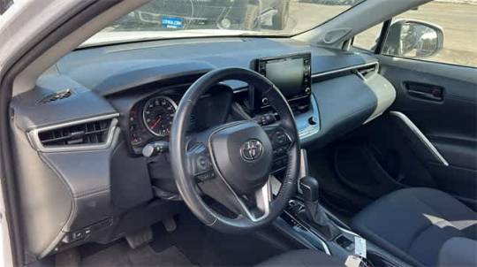 2022 toyota corolla cross le