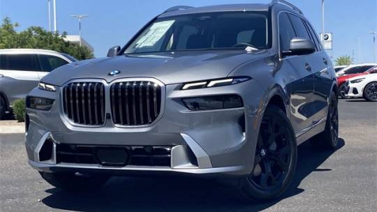 2025 BMW X7