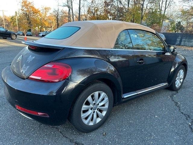 2019 volkswagen beetle 2.0t s