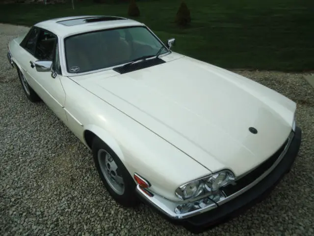 1983 jaguar xjs base coupe 2-door 5.3l