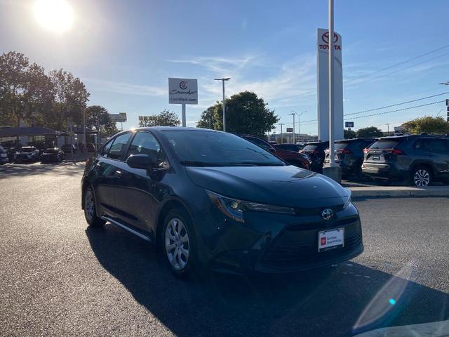 2025 toyota corolla le