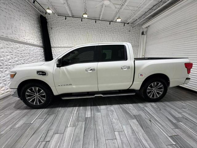 2017 nissan titan sl