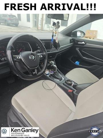 2019 volkswagen jetta 1.4t r-line
