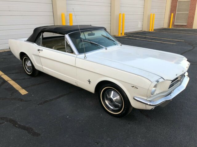 1965 ford mustang convertible original 289 with a 3 speed