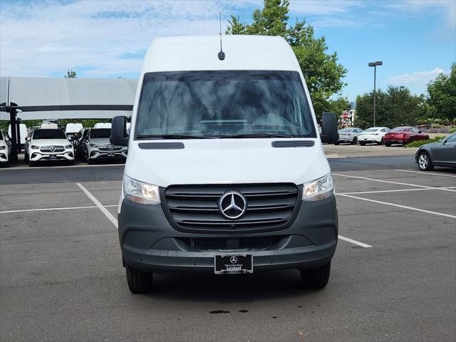 2024 mercedes-benz sprinter 3500 standard roof