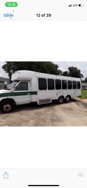 this bus take 28 passenger