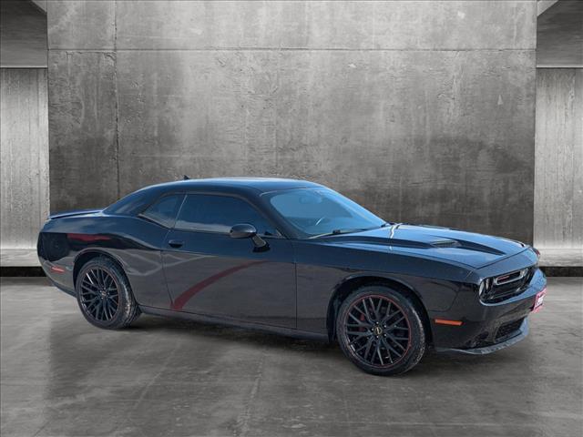 2015 dodge challenger sxt plus