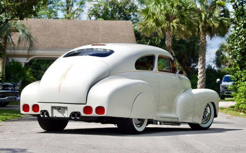 1947 chevrolet fleetline aero-sedan 5.7l 350 efi-v8 automatic resto mod show car
