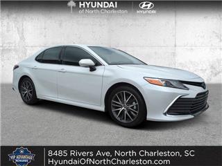 2022 Toyota Camry hybrid xle