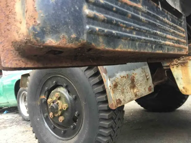 1942 dodge power wagon truck, â¾ ton 4x4 w/dump bed, runs good, w/title