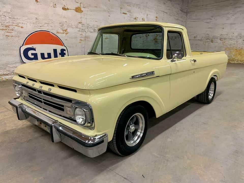 unibody short wheelbase v8 automatic