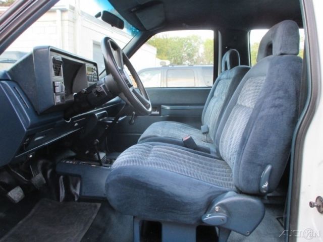 1994 cheyenne used 5.7l v8 16v manual 4wd suv