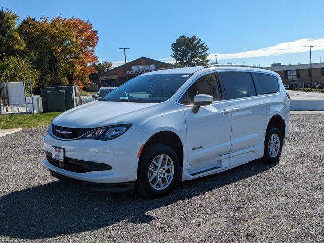 2021 chrysler voyager lxi