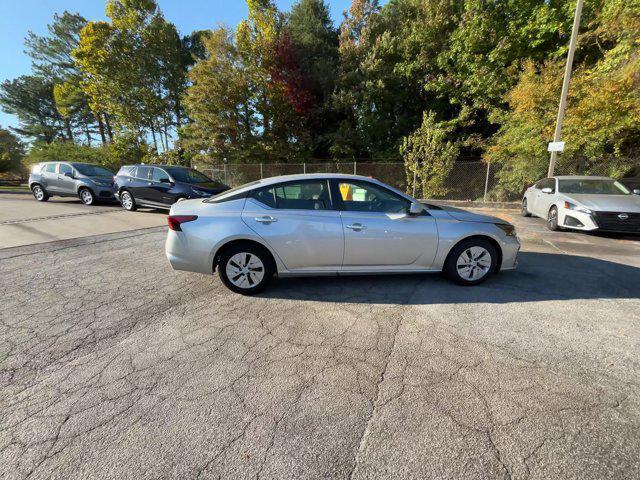 2023 nissan altima s fwd
