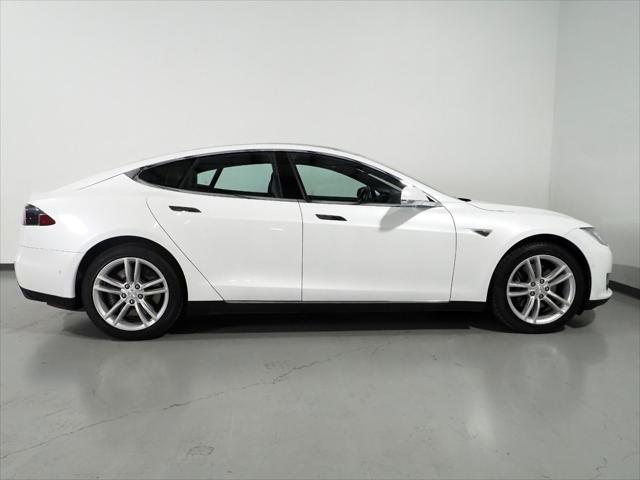 2016 tesla model s *navigation, safety alerts, back & front cameras, panorama moonroof, leather, heated seats, power liftgate, bluetooth, 19 inch wheels
