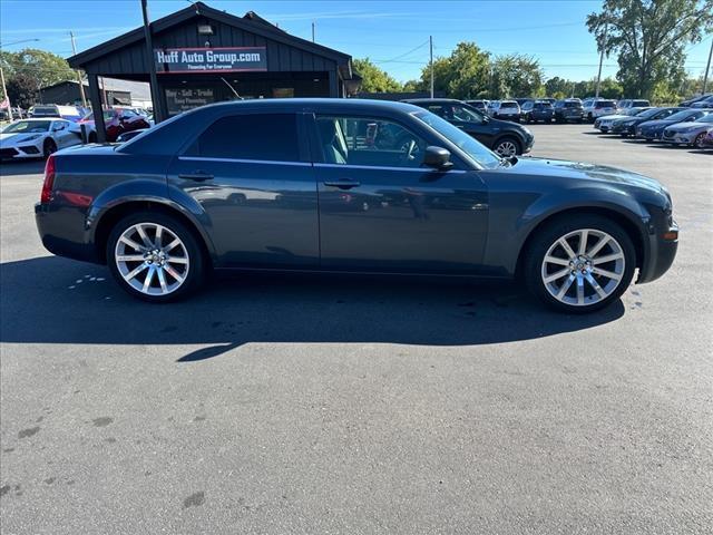 2008 chrysler 300 lx