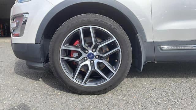 2017 ford explorer xlt in laurence harbor, new jersey